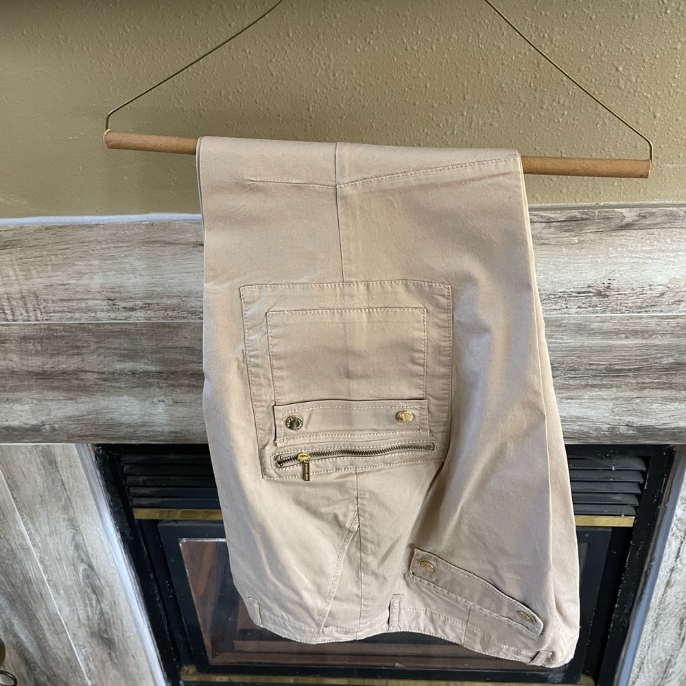 Michael Kors cargo pants🩵